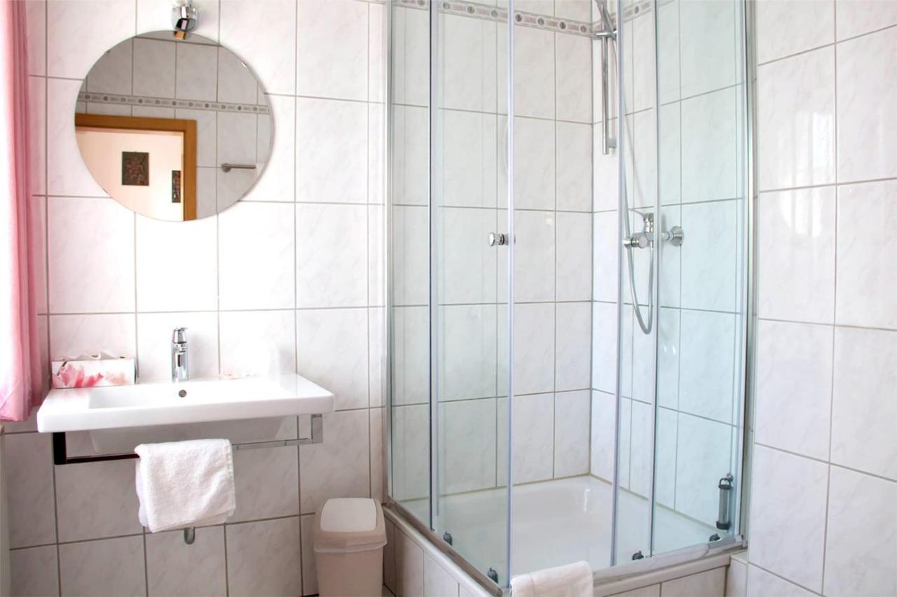 Hotel Gasthof Weisser Loewe Burgthann Luaran gambar